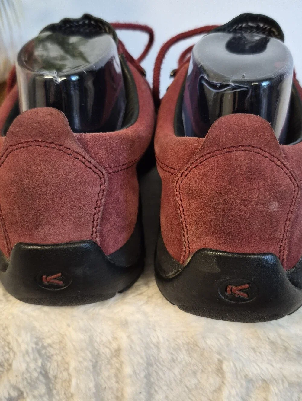 Keen Burgundy Red Suede Leather Hiking Trail Shoes XT0705 Lace Up Women's Size 9